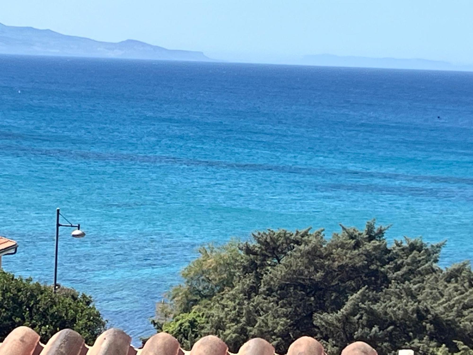 Borgo Spiaggia 8 Letti Vista Mare Isola Rossa Eksteriør bilde